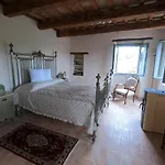 Casale Iris *