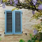 Casale Iris Belmonte Piceno