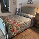Casale Iris Belmonte Piceno