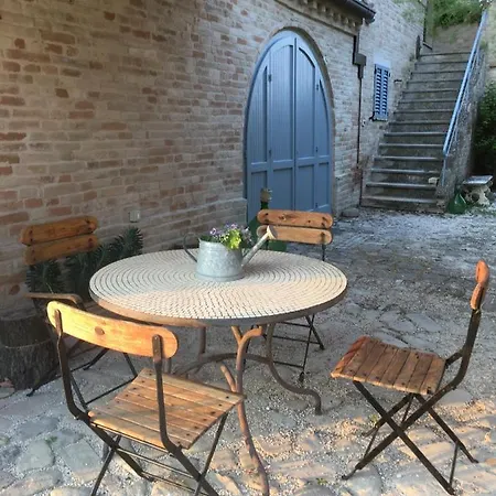 Casale Iris * Belmonte Piceno