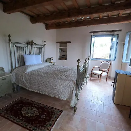 Casale Iris *