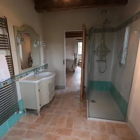 Casale Iris