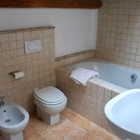 Vila Casale Iris Belmonte Piceno