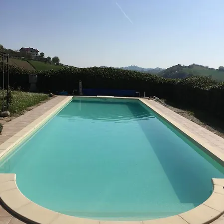 Casale Iris Vila