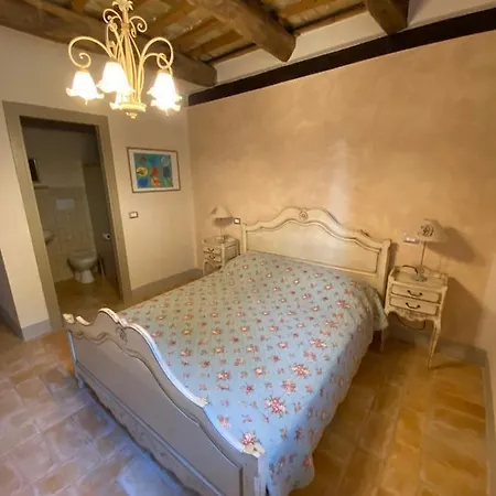 Casale Iris Vila Belmonte Piceno