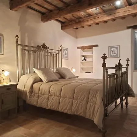 Casale Iris Villa