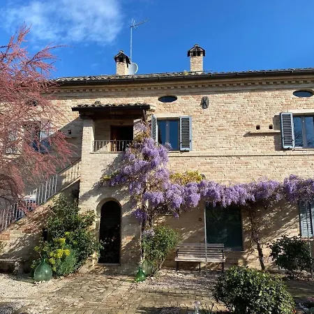 Casale Iris Vila *